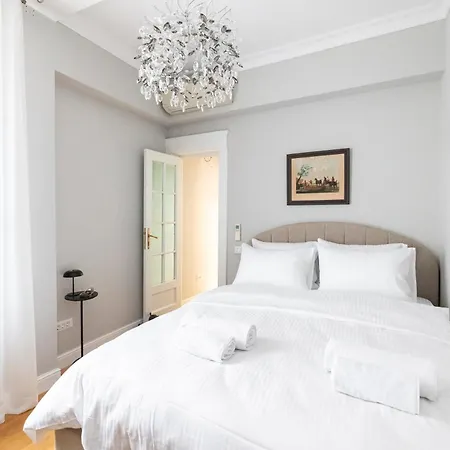 Manoir Dacia - Chevaux 5 * Bucharest