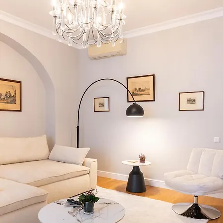 Manoir Dacia - Chevaux 5 Apartment Bucharest
