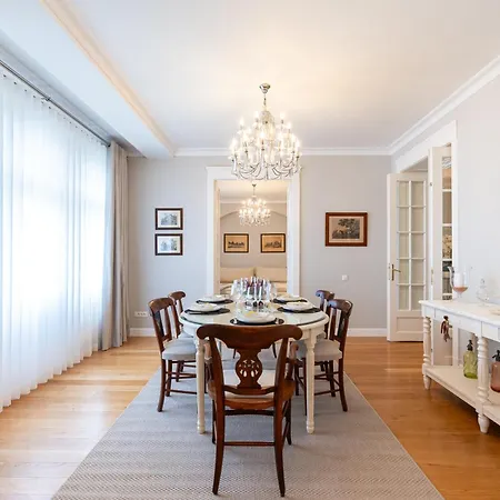 Apartment Manoir Dacia - Chevaux 5 Bucharest